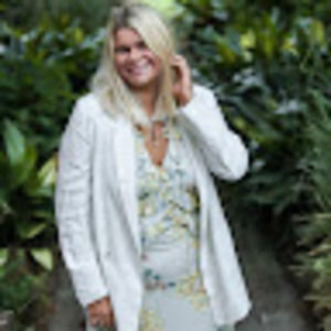 Meet your Posher, Caroline